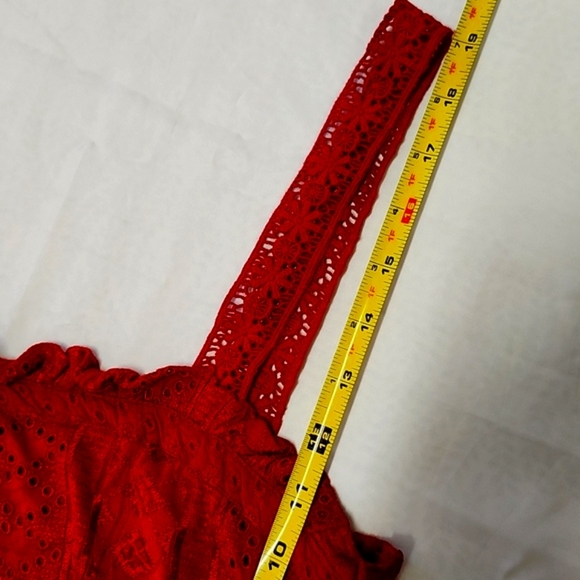 ANTHROPOLOGIE Soigne Red Eyelet Lace Sleeveless Cropped Top Bohemian Summer - Picture 10 of 12